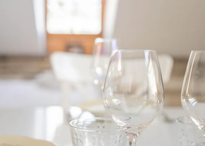 Le Vitrail - Cathedrale Centre Charme *